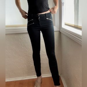 Black Gap Skinny Jeans with Zippers, Size 2